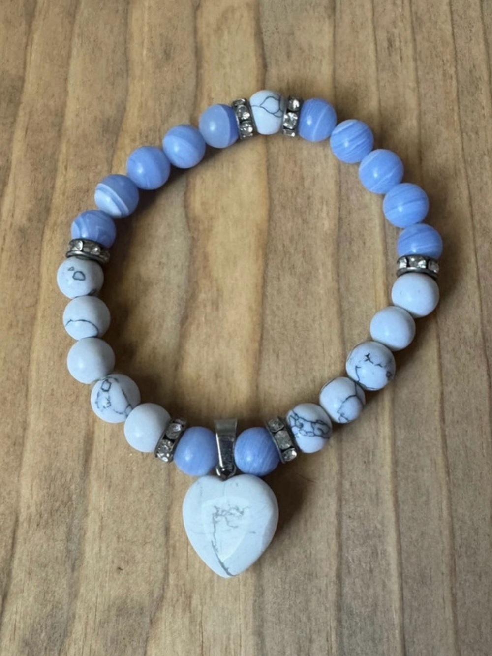 Evolve Mala Dream Howlite & Blue Lace Agate Heart Stretch Bracelet